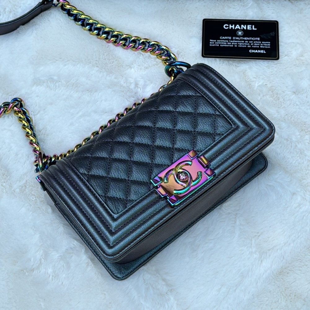 Authentic Chanel small purple boy bag with iridescence hardware 💕
